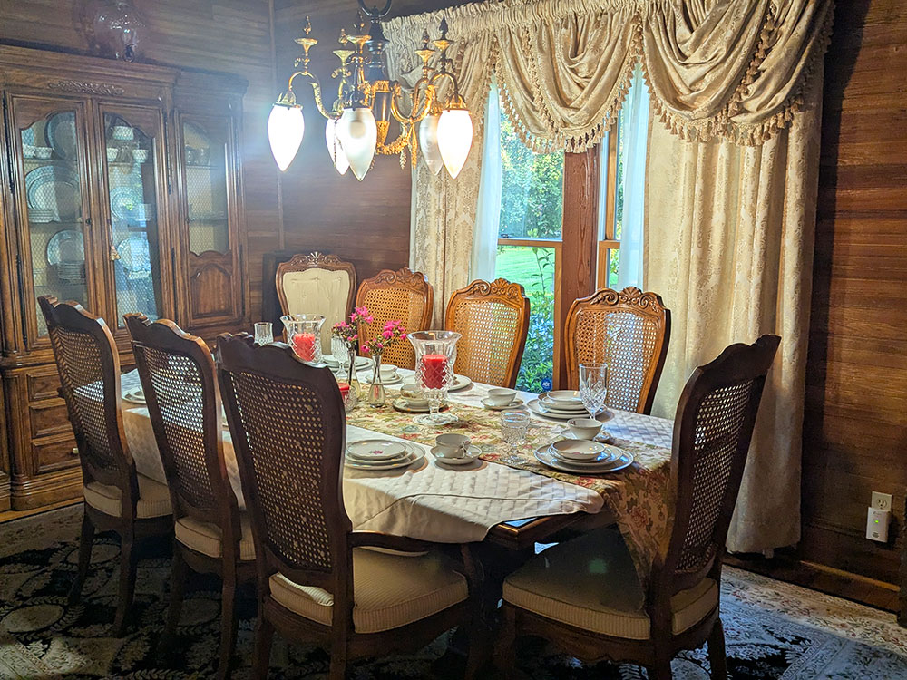 formal dining room